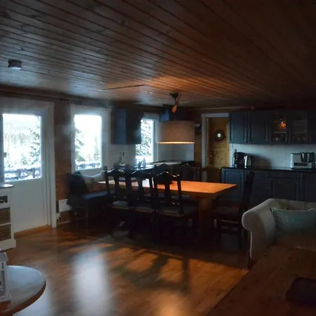 Views, Cross-country Skiing, Sauna, Tub Vakantiehuis *